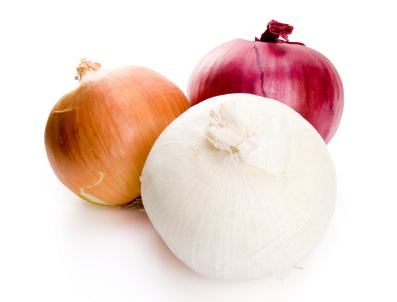 red, white and yellow onions